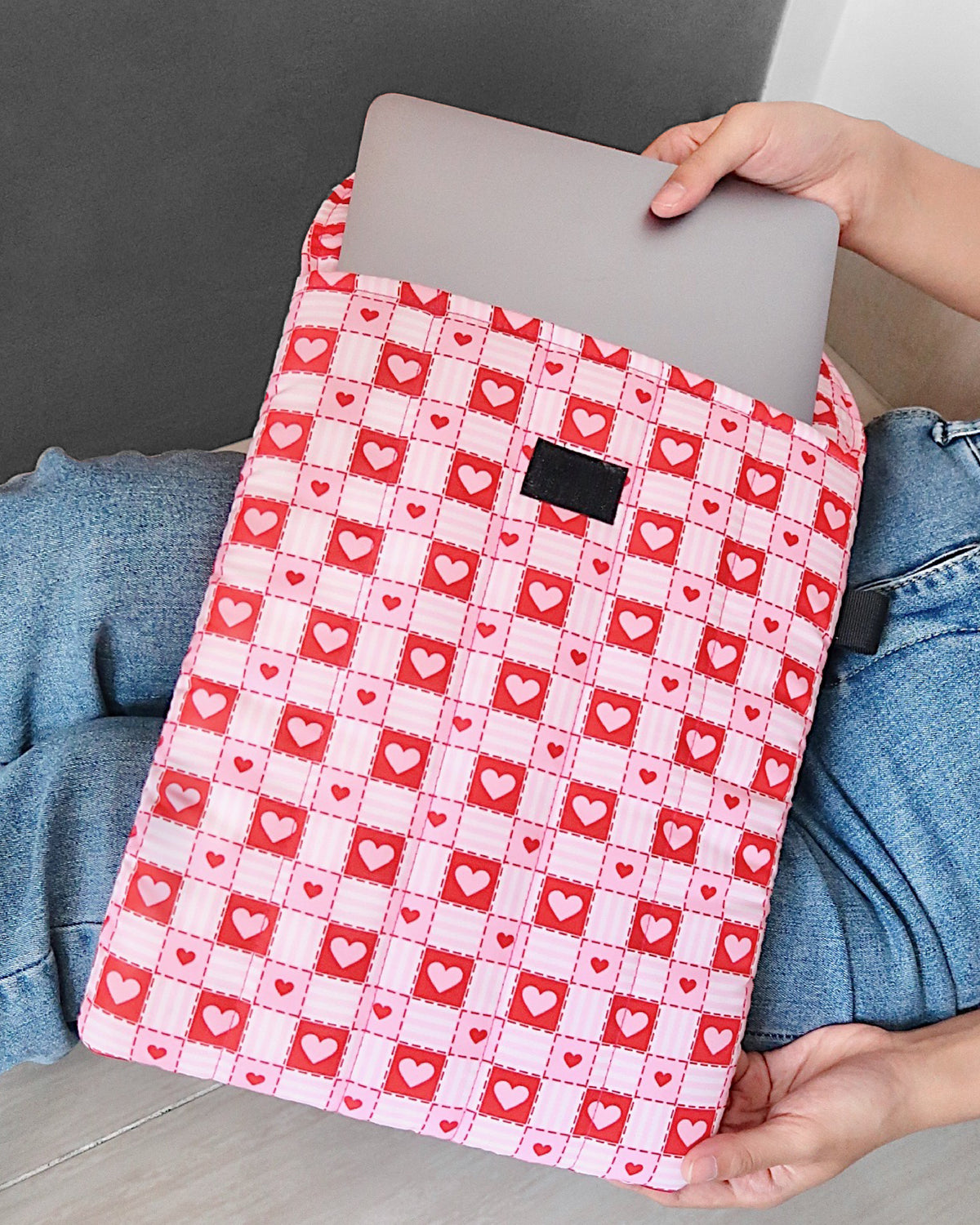 PUFFY LAPTOP SLEEVE - GINGHAM LOVE