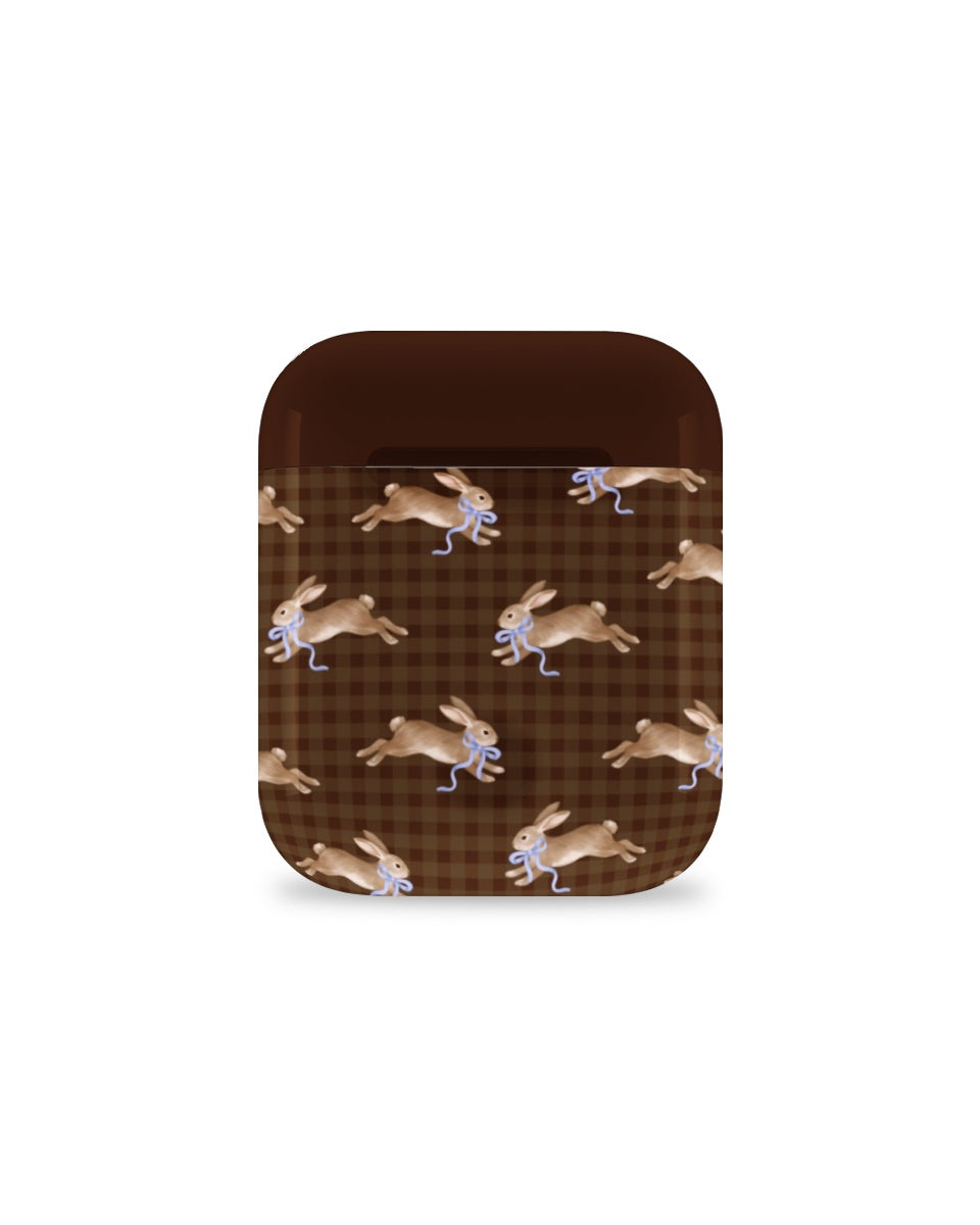 ARMOR AIRPODS CASE - WOODLAND HARES